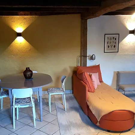 Le Nid De Condat, Dordogne * Condat-sur-Trincou